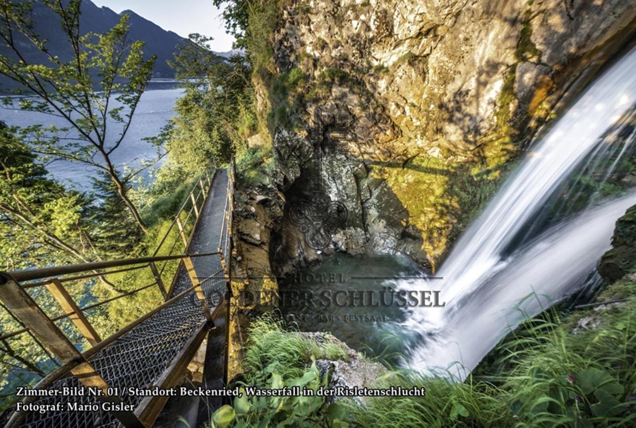 Hotel Restaurant Goldener Schluessel Альтдорф Екстер'єр фото